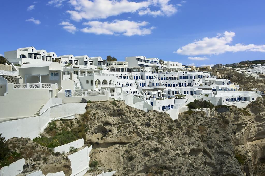 Best Hotels in Messaria Santorini | Greeka