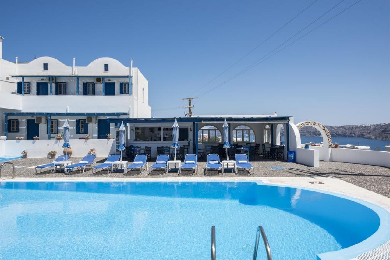 Thiras Dolphin Aparthotel Santorini Hotels Greeka