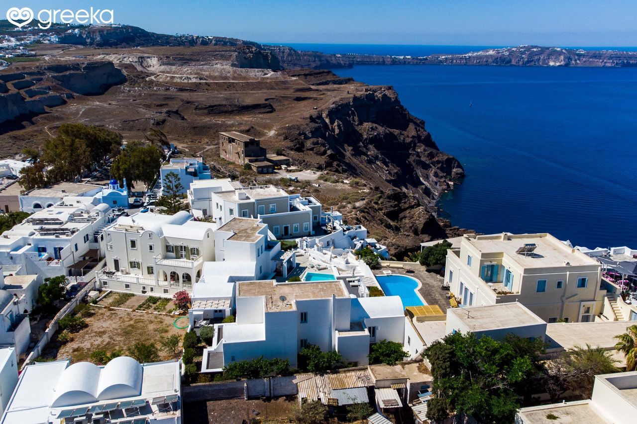 Aria Suites in Fira, Santorini | Greeka