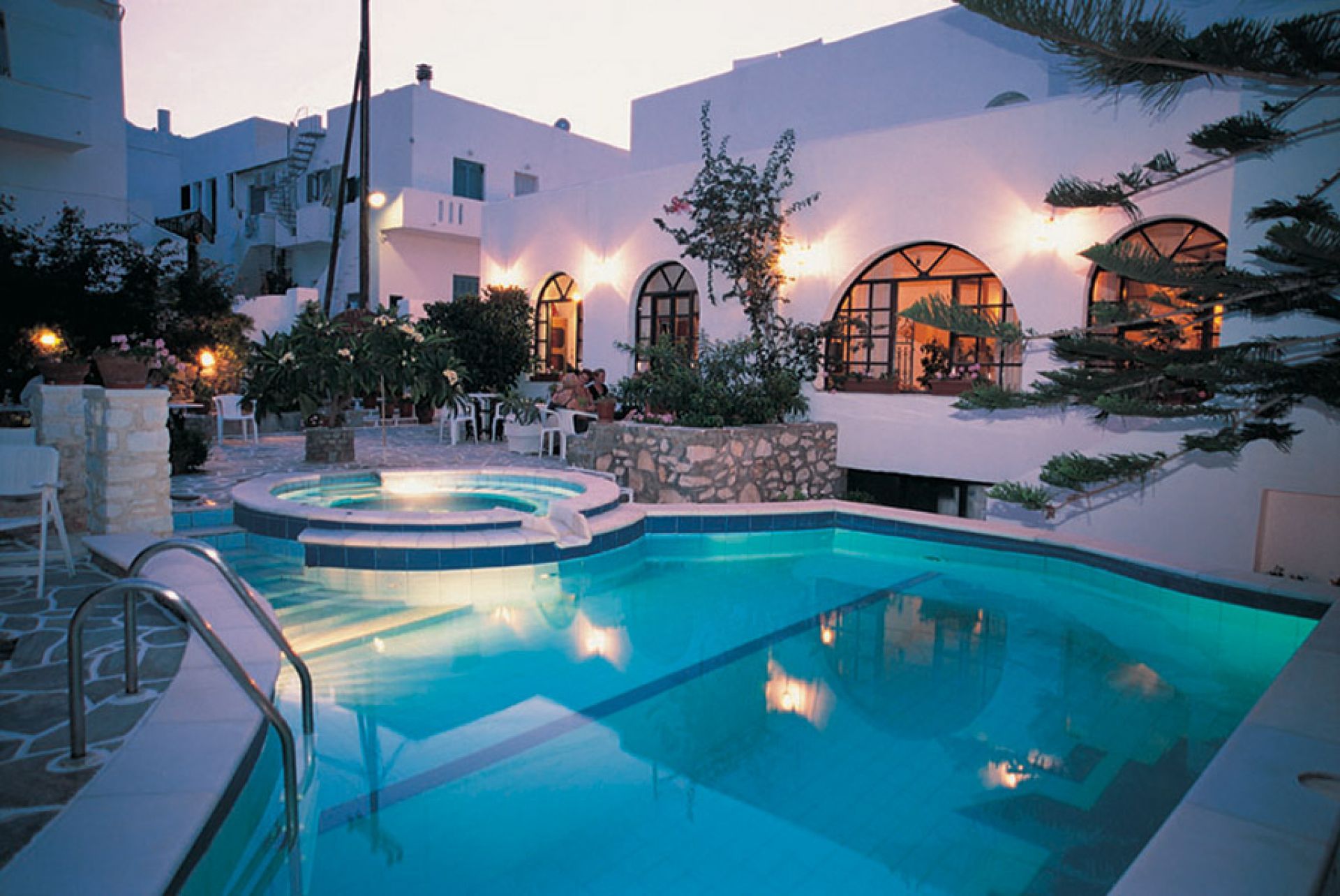 5 star hotels paros greece