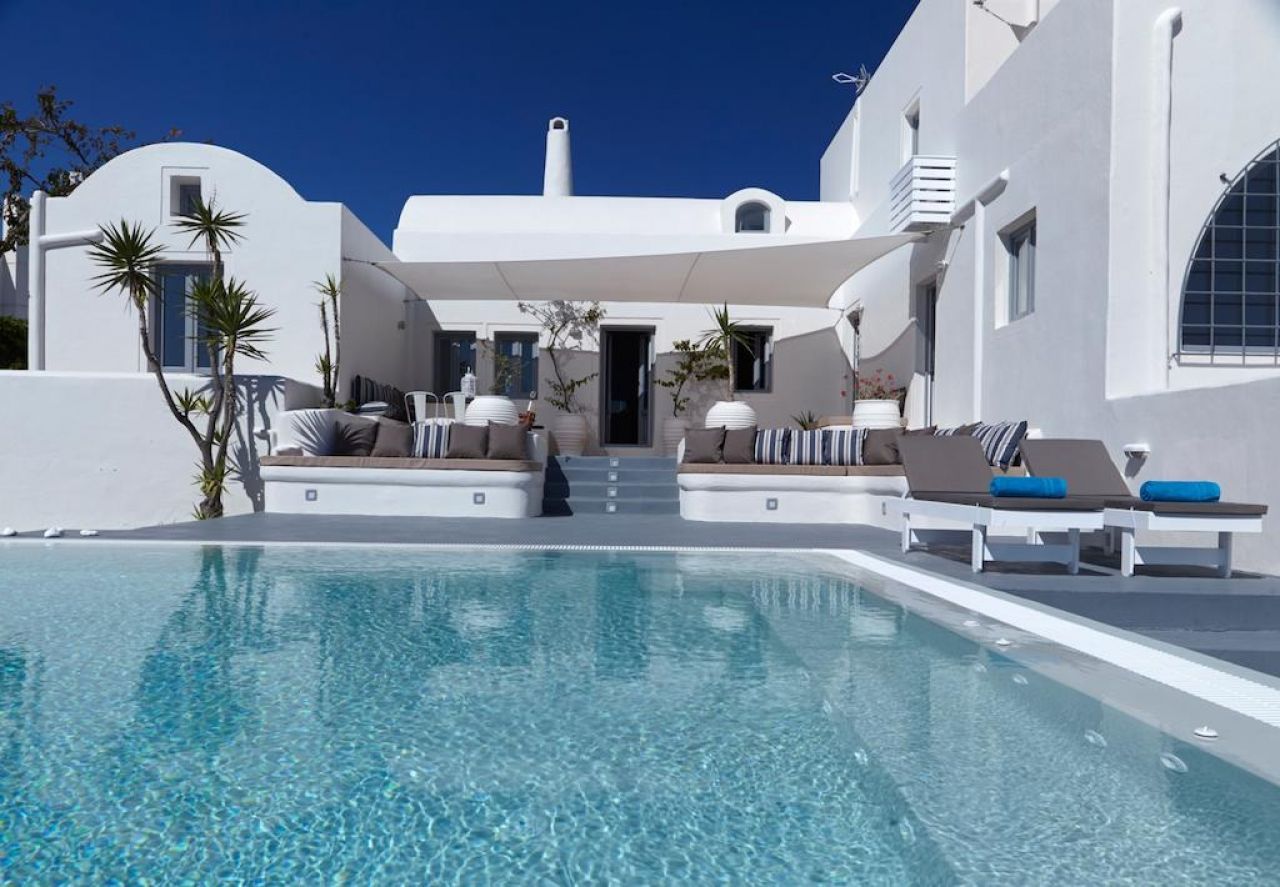 Aleria Villas in Messaria, Santorini | Greeka