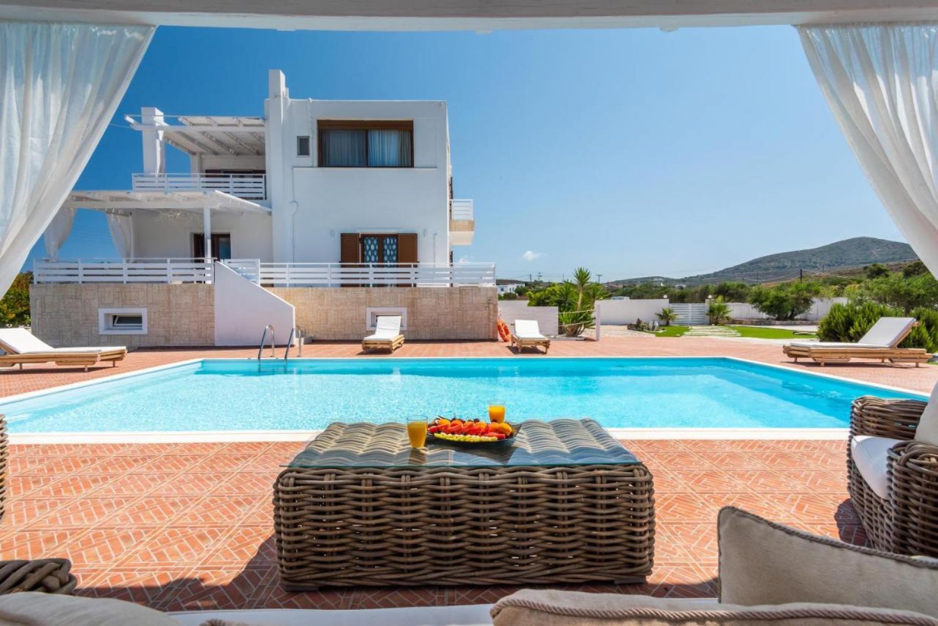 Eva Villas in Adamas, Milos | Greeka