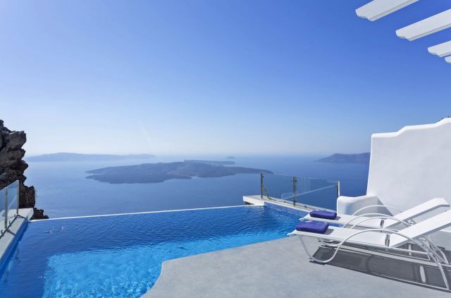 Organize your Vacation in Santorini, Greece | Greeka