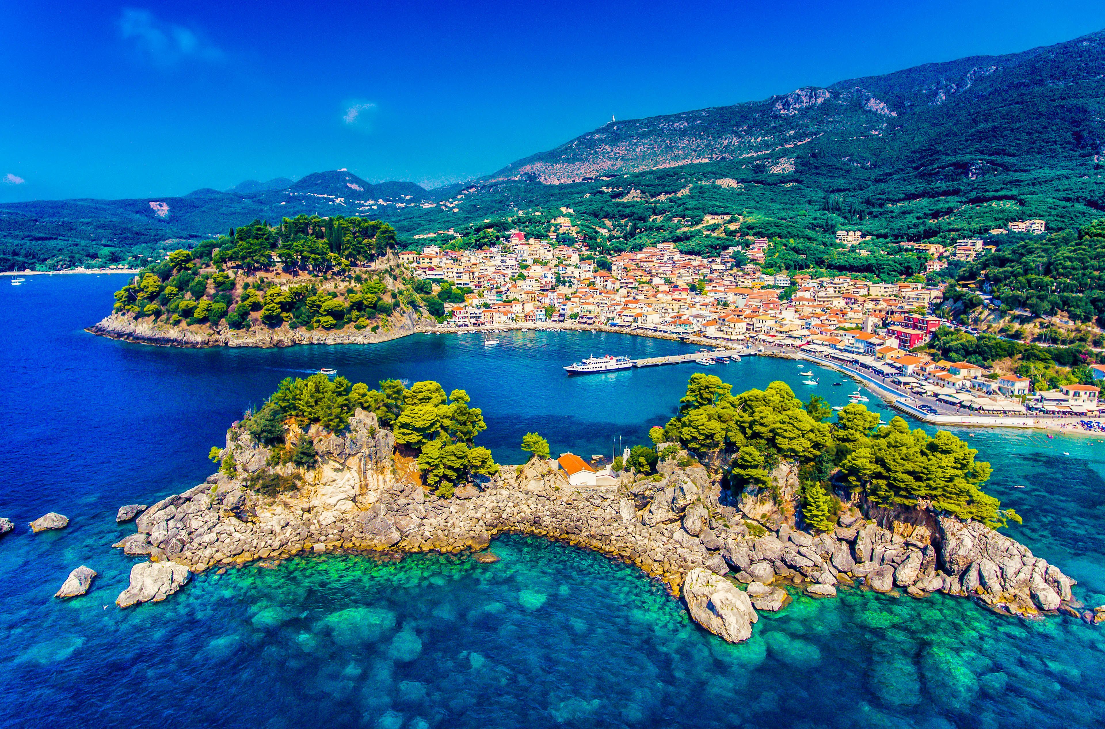 Стали греции. Парга Греция. Остров Парга Греция. Парга Греция фото. Parga Корфу.