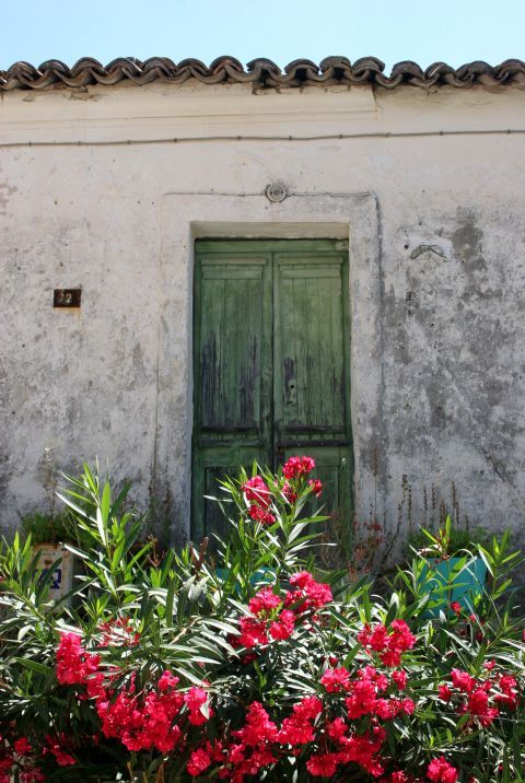 An old house in Moraitika