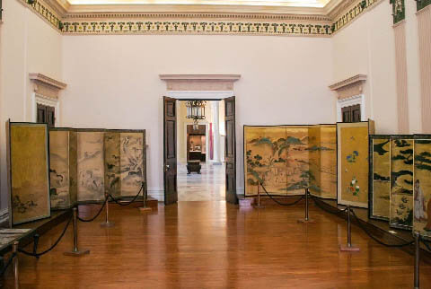One of the galleries of the Museum of Asian Art