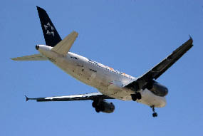 Airplane landing Kefalonia