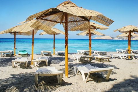 Organised beach, Milos