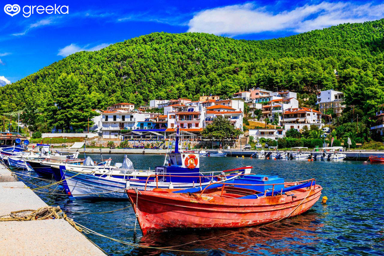 Discover 3 villages in Skopelos island | Greeka