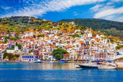 Reaching the main port of Skopelos.