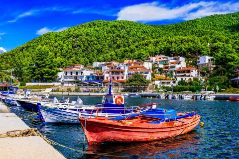 Neo klima port, Skopelos.