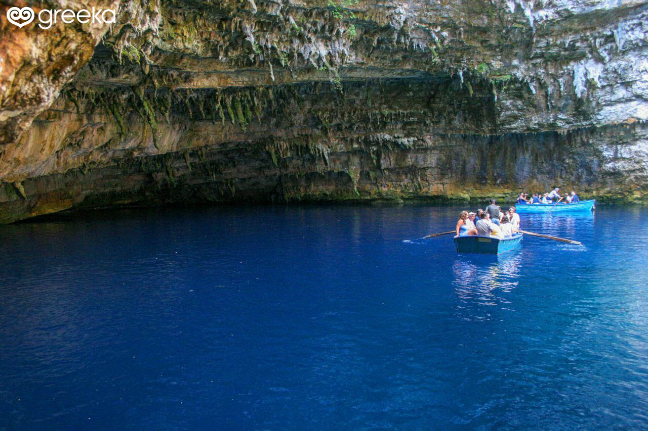 kefalonia cave boat tour