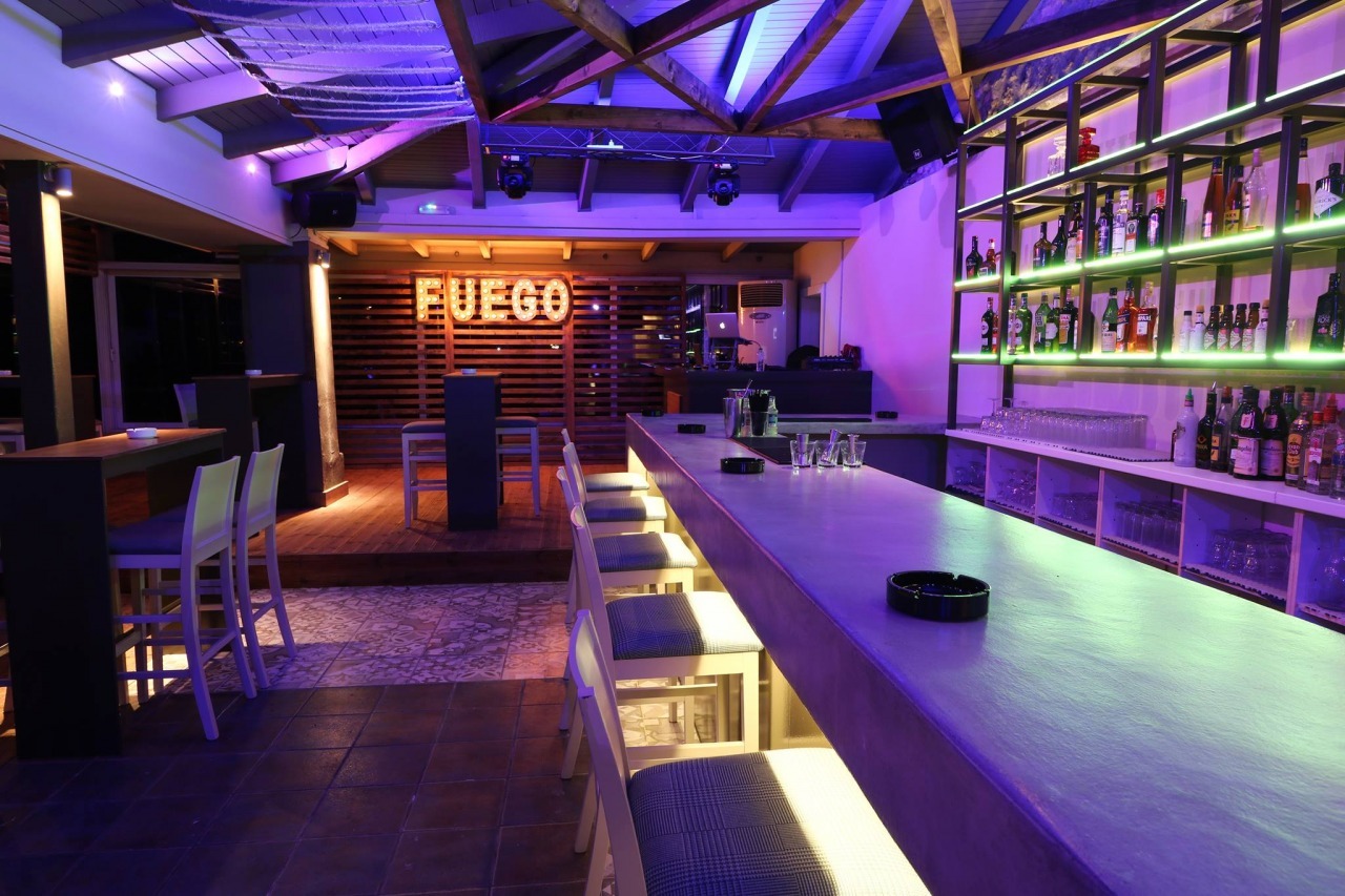 Fuego Cafe & Bar in Corfu, Acharavi beach | Greeka