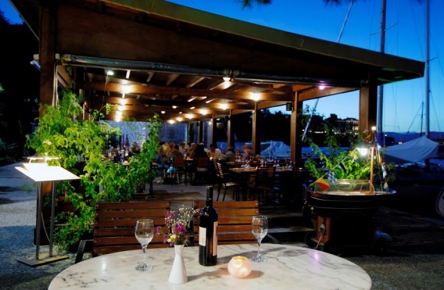 Corfu Sailing Club Restaurant in Corfu, Town | Greeka