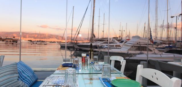 Best 11 Restaurants in Piraeus, Athens | Greeka