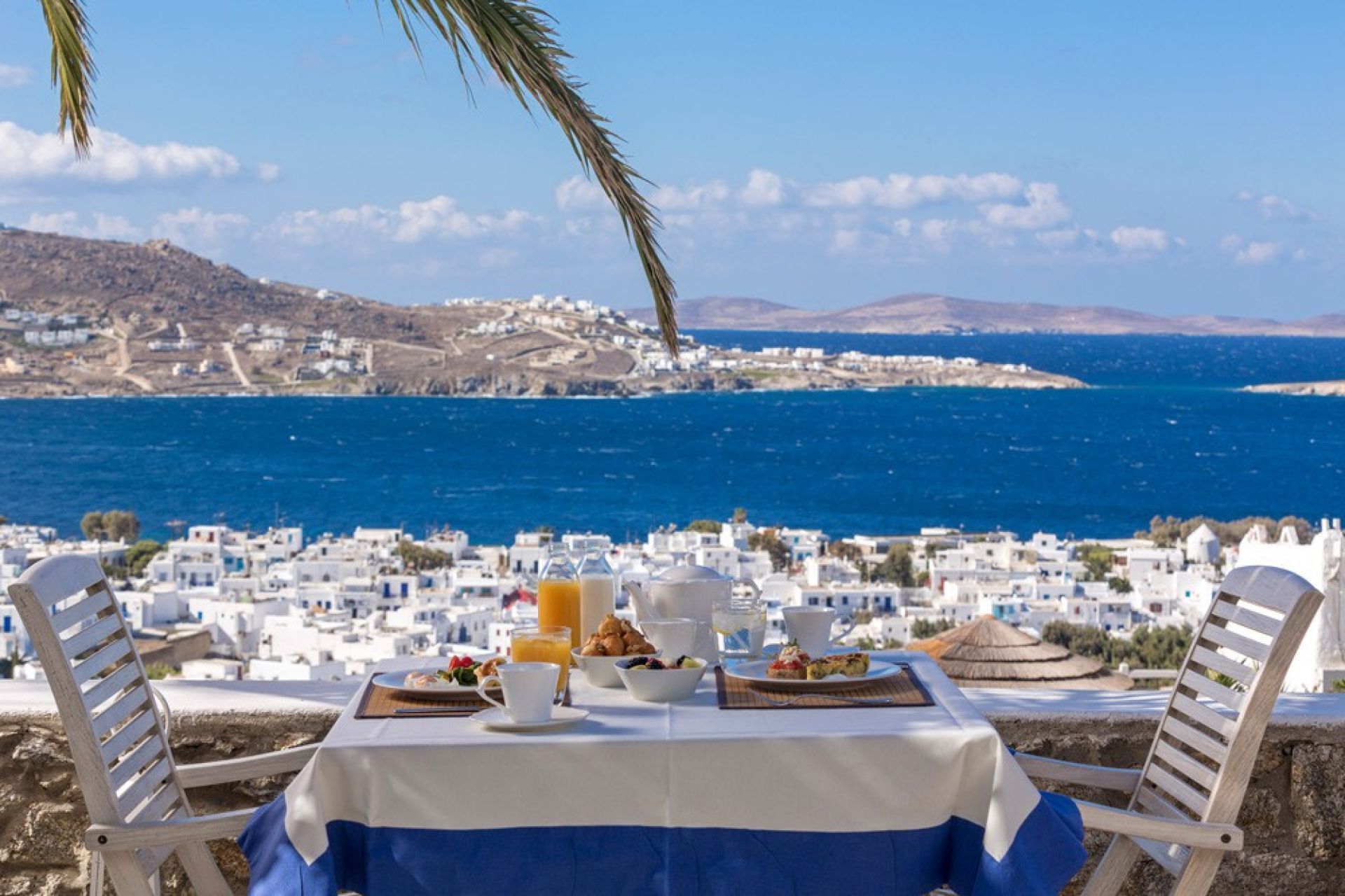 Karavaki Restaurant in Mykonos, Town (Chora) | Greeka