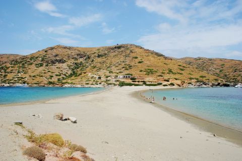 Kolona: Barren hills surround Kolona beach.