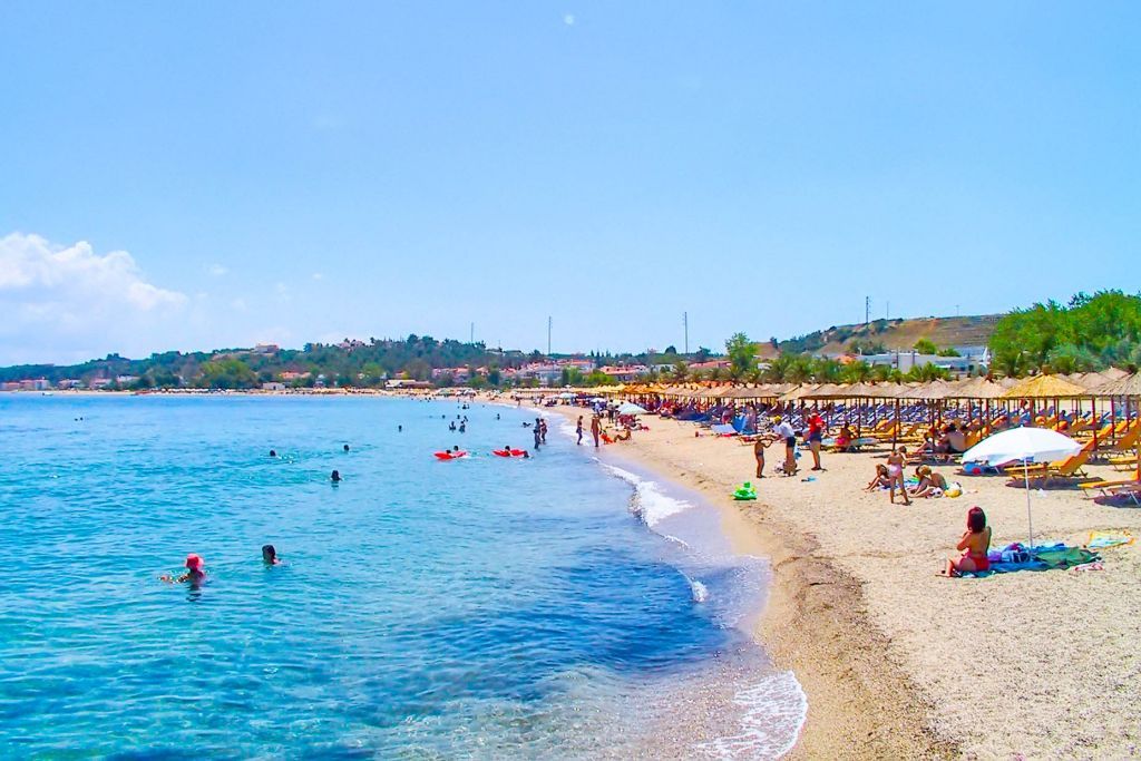 Halkidiki Nea Flogita beach: Photos, Map | Greeka