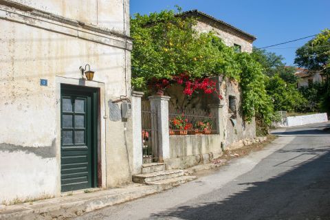 Lefkimi: An old house in Lefkimi